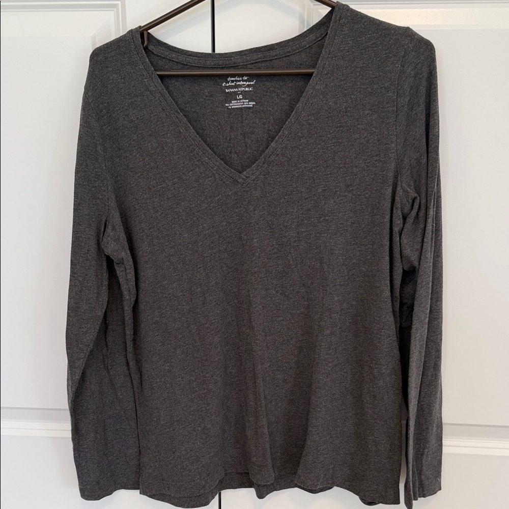 Banana Republic Gray Long Sleeve Tee